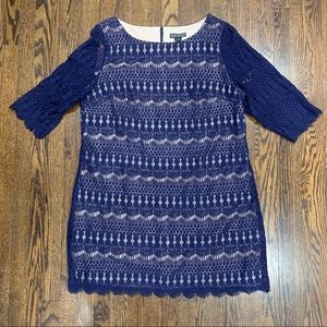 Jessica Howard blue lace dress